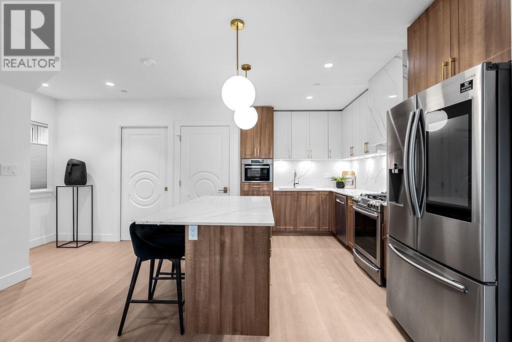 1022 ODLUM DRIVE, Vancouver