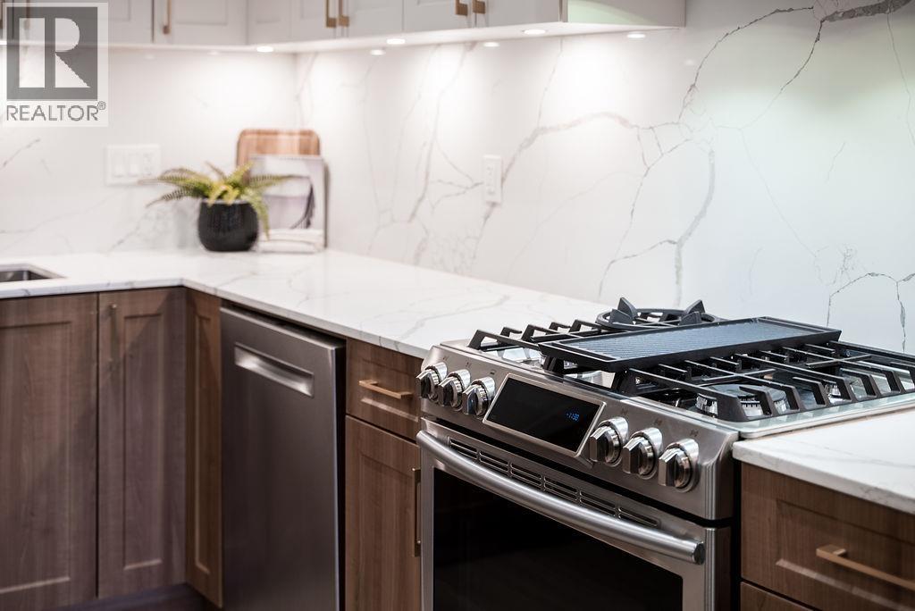 1022 ODLUM DRIVE, Vancouver