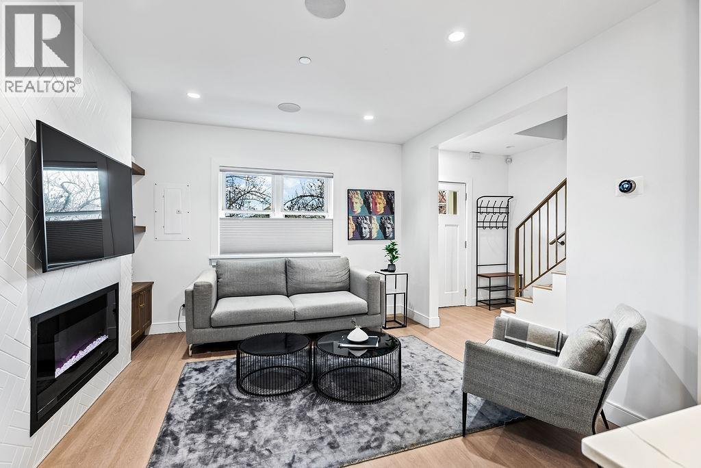 1022 ODLUM DRIVE, Vancouver