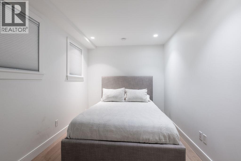 1022 ODLUM DRIVE, Vancouver