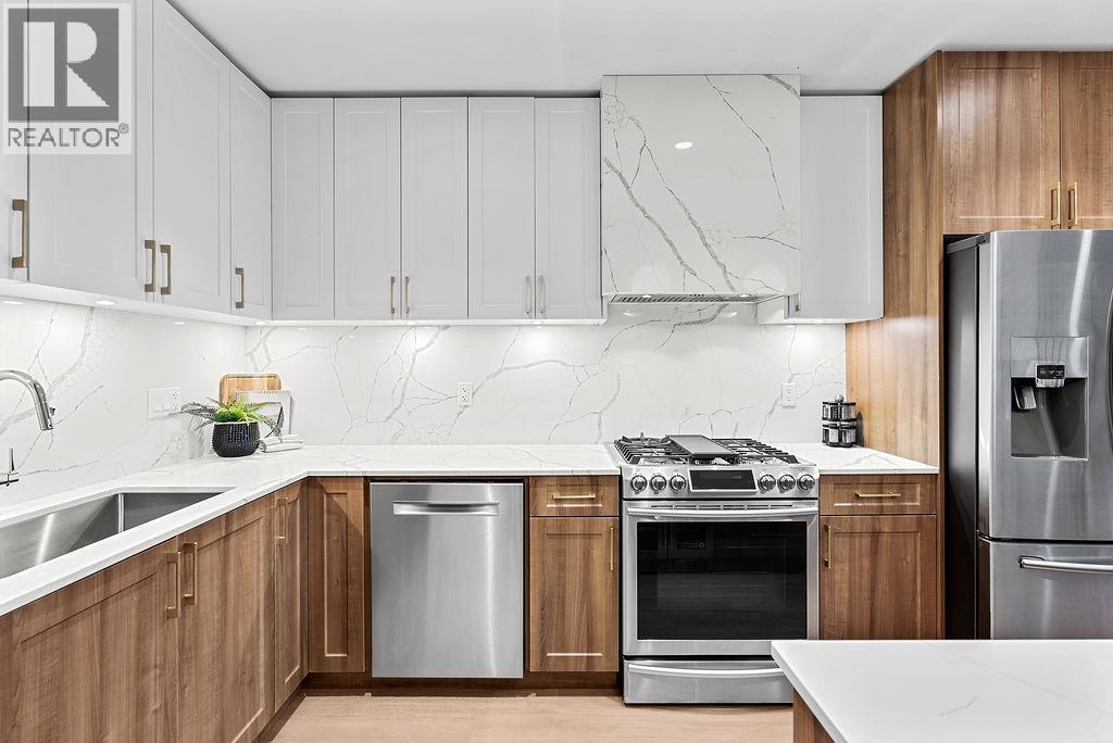 1022 ODLUM DRIVE, Vancouver