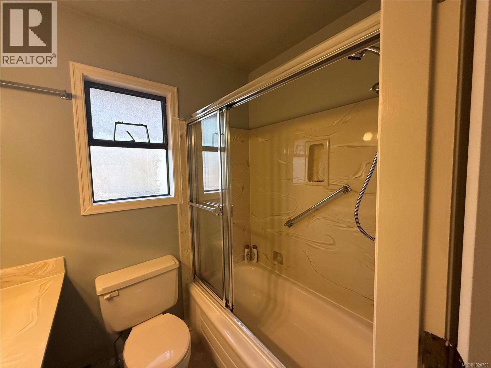 1509 Lynnfield Pl, Saanich