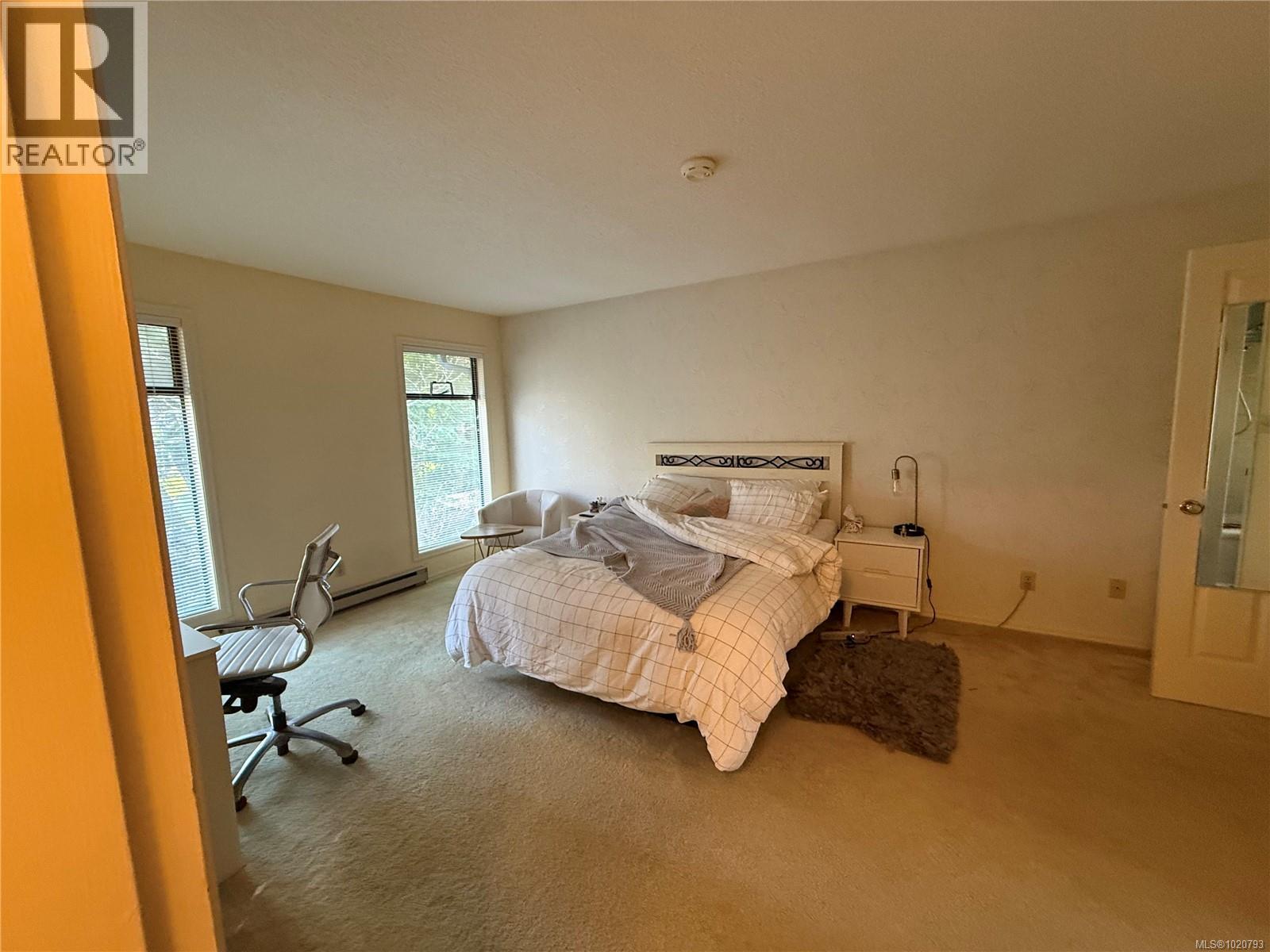 1509 Lynnfield Pl, Saanich