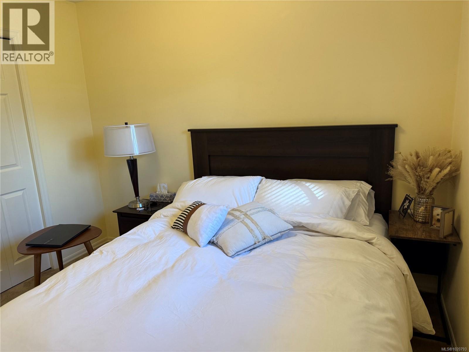 1509 Lynnfield Pl, Saanich