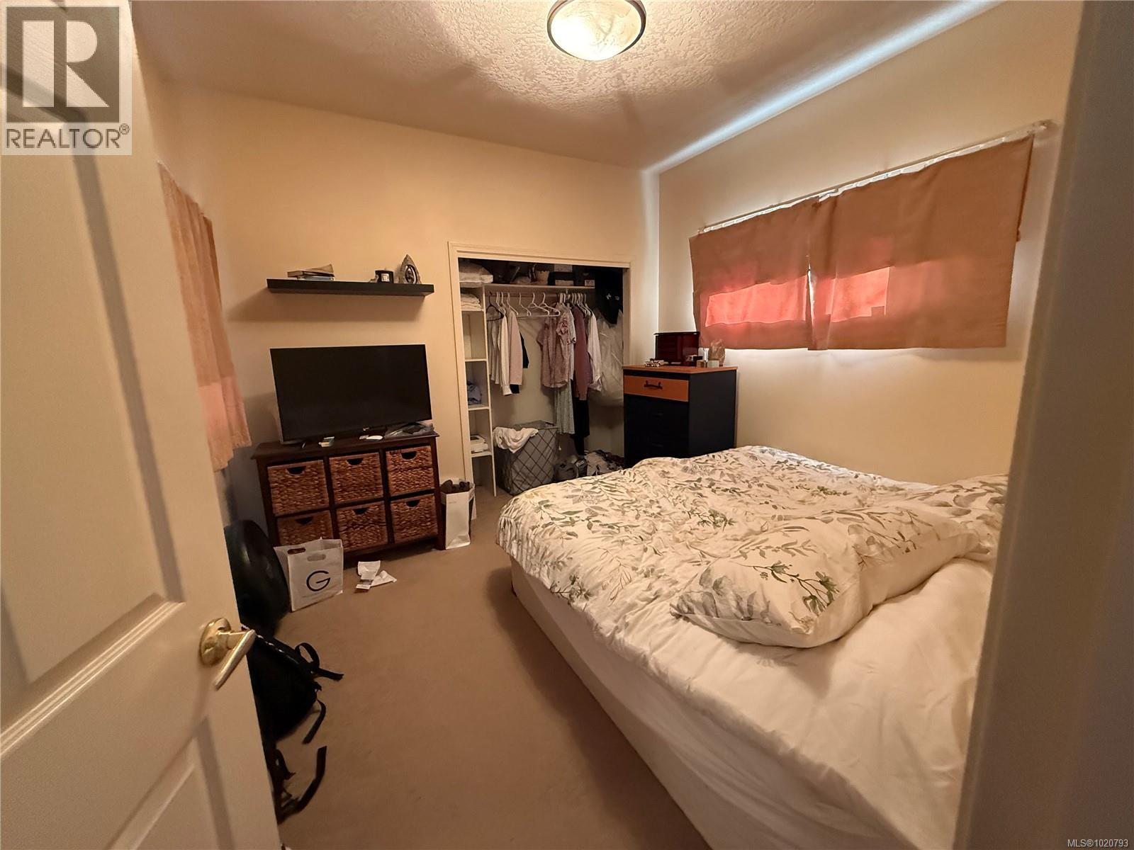 1509 Lynnfield Pl, Saanich