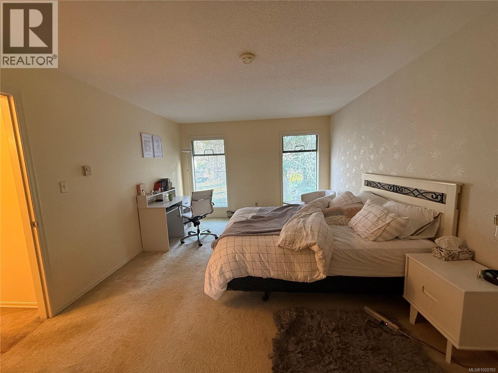 1509 Lynnfield Pl, Saanich