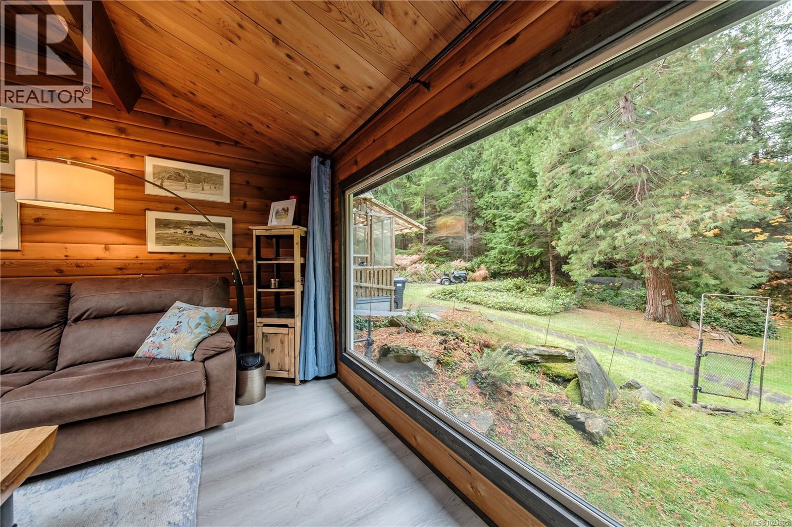 336 Hemlock Ave, Gabriola Island