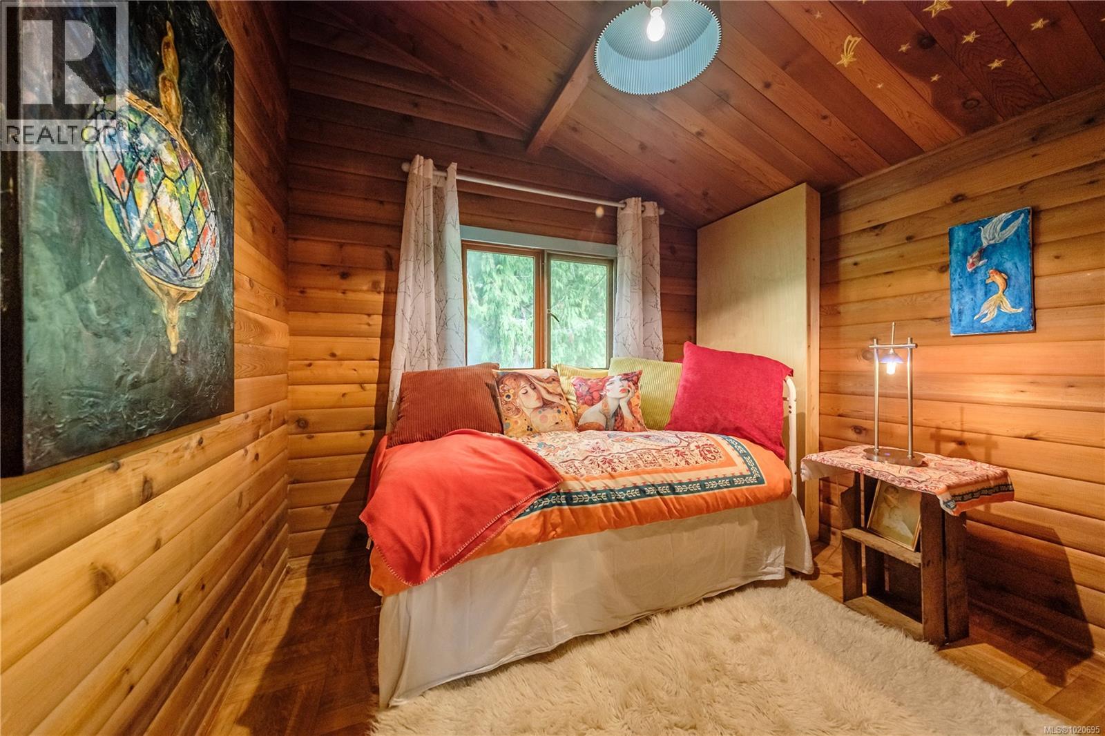 336 Hemlock Ave, Gabriola Island