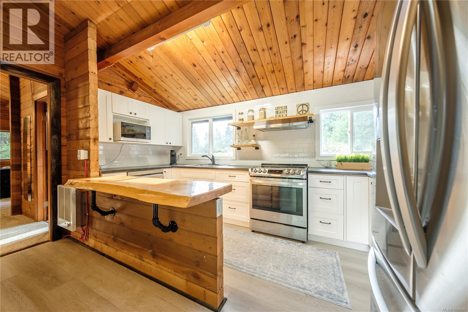 336 Hemlock Ave, Gabriola Island