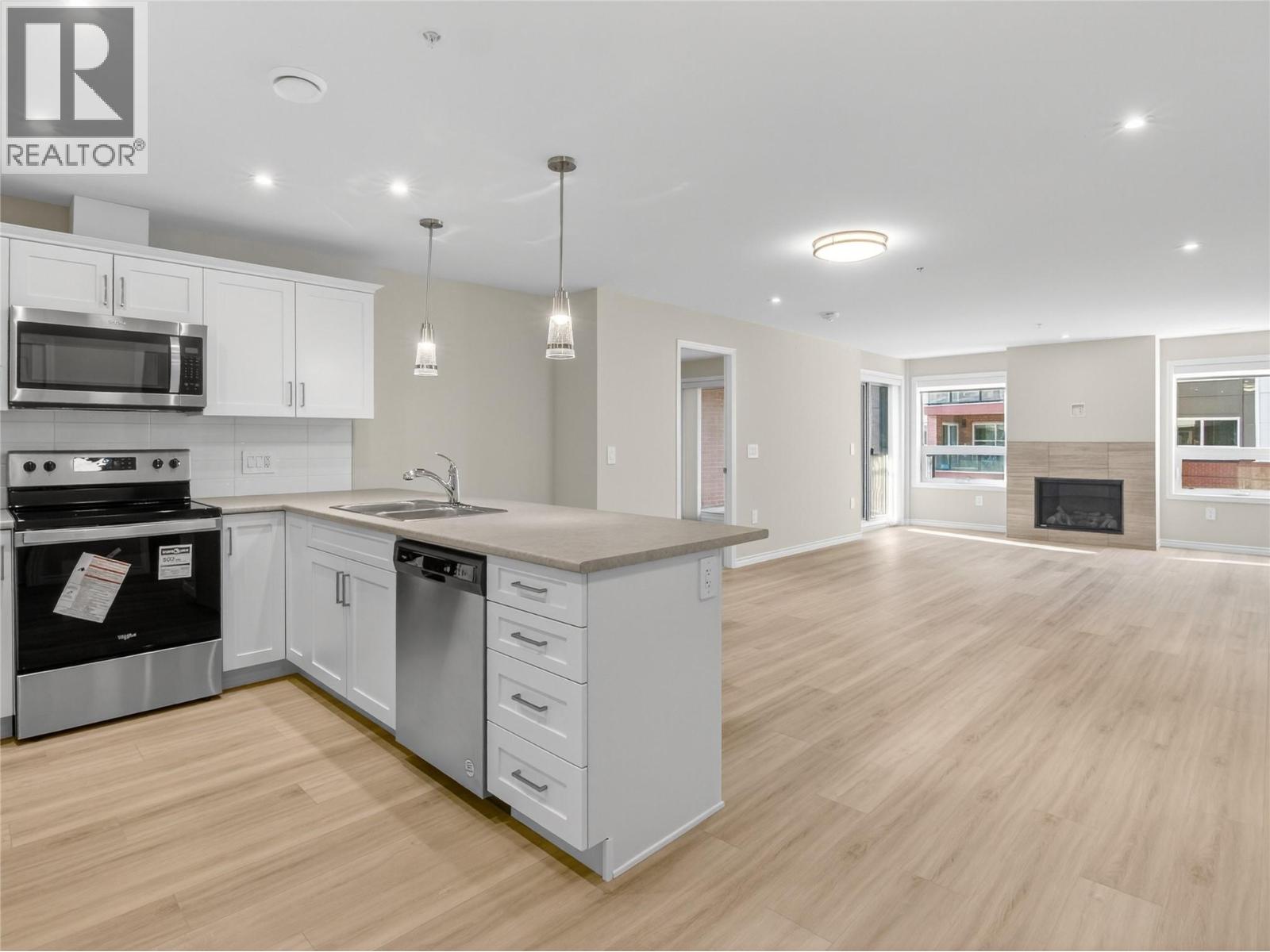 3362 SKAHA LAKE Road Unit# 604, Penticton