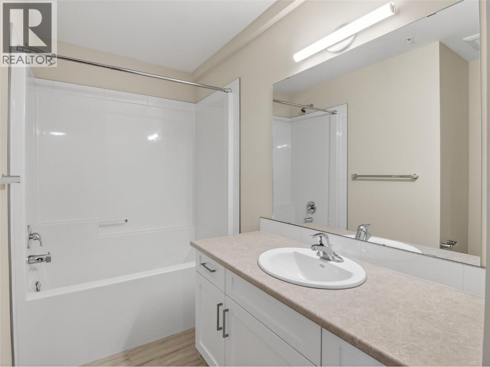 3362 SKAHA LAKE Road Unit# 604, Penticton