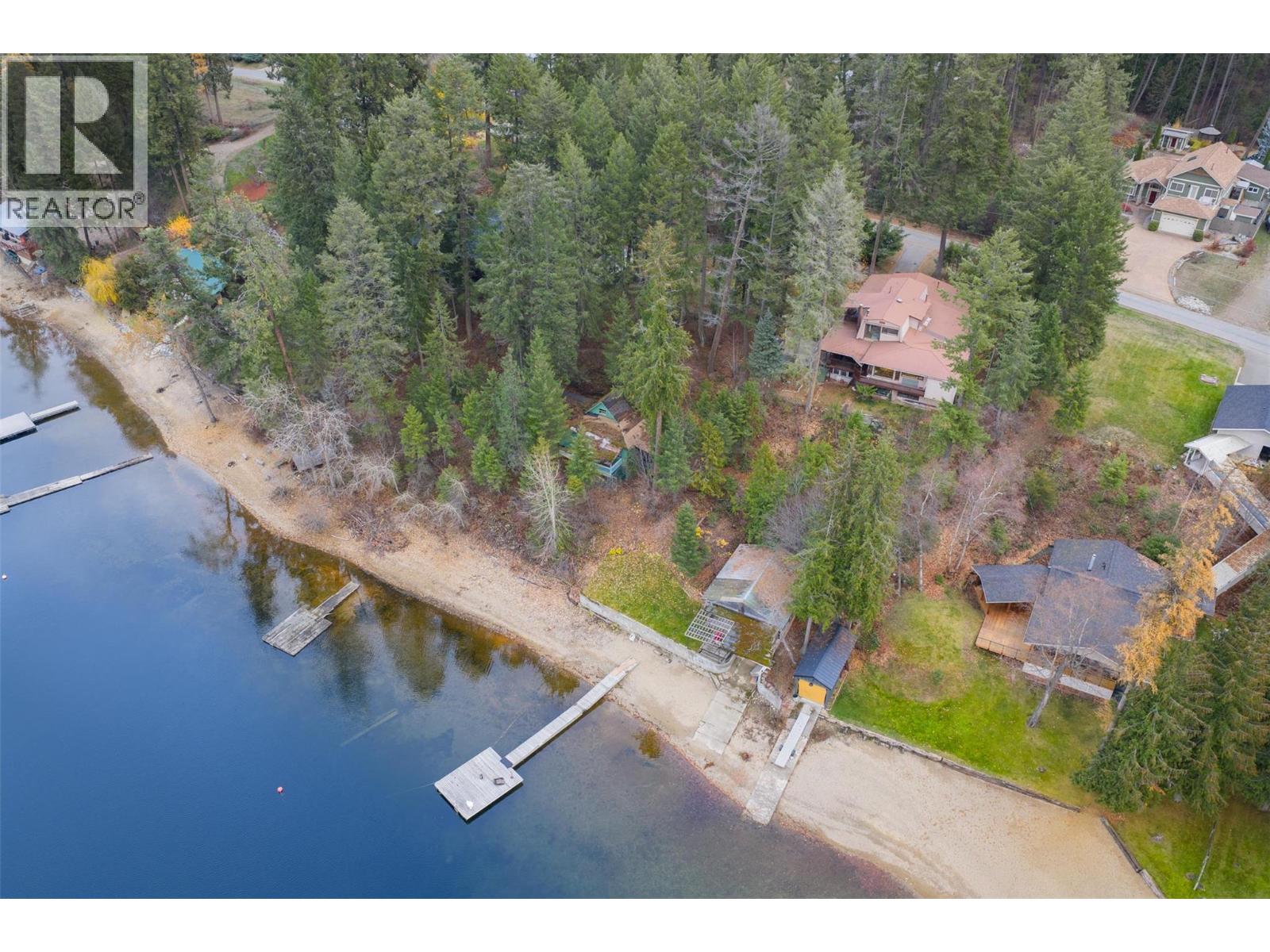 2071 Massie Road, Christina Lake