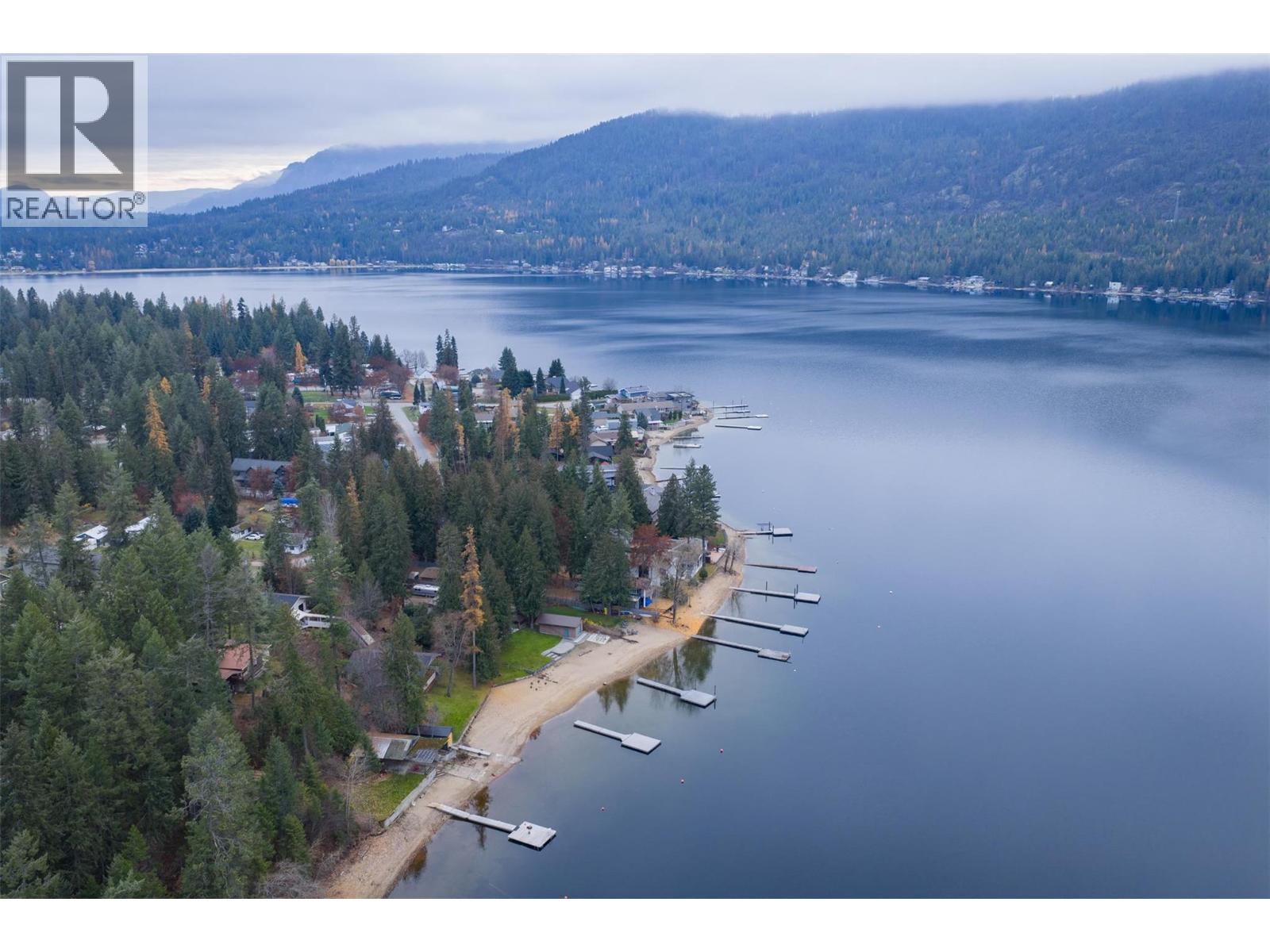 2071 Massie Road, Christina Lake