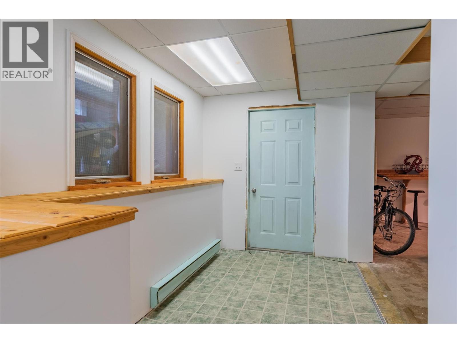 2071 Massie Road, Christina Lake