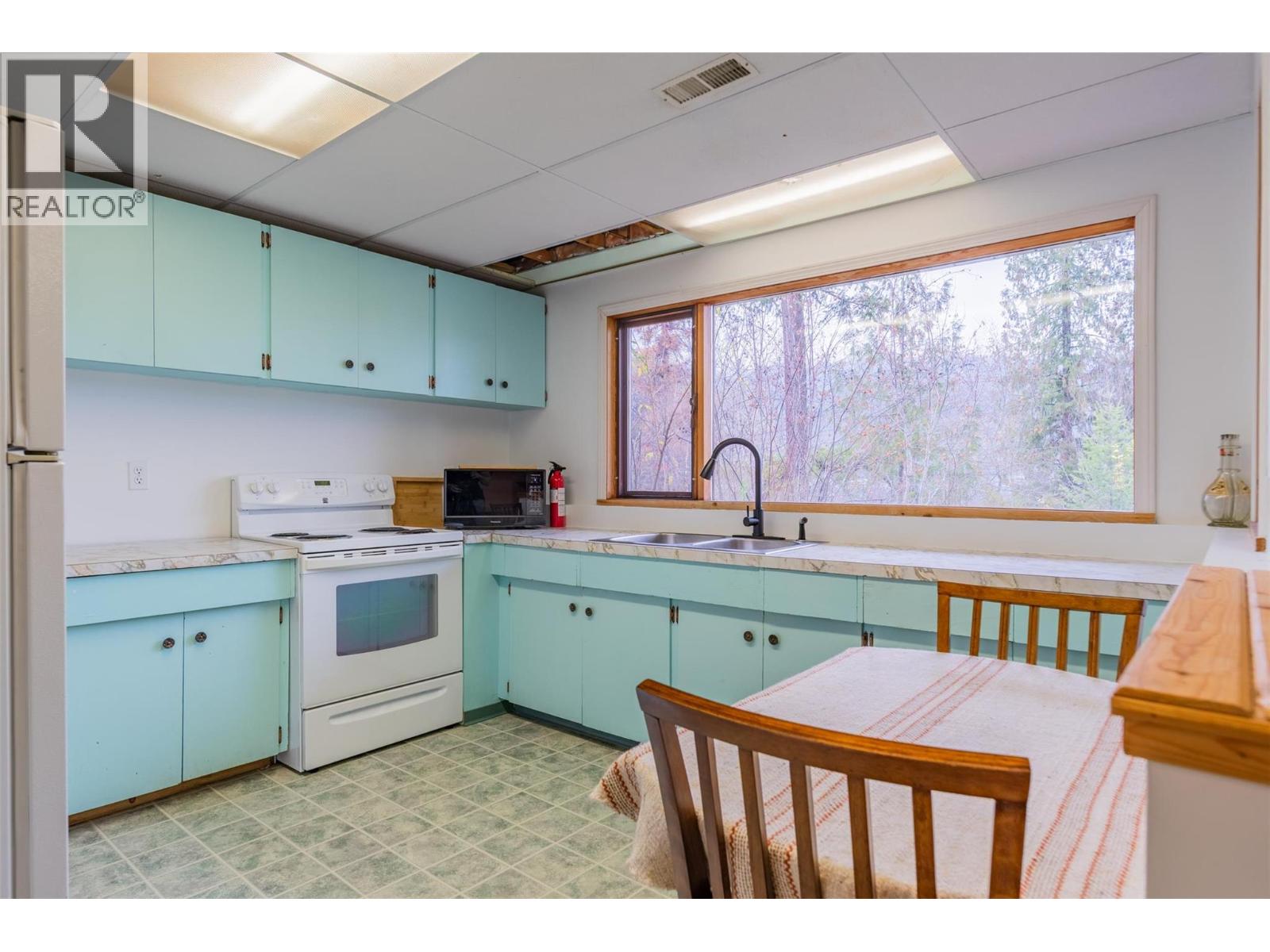 2071 Massie Road - 39