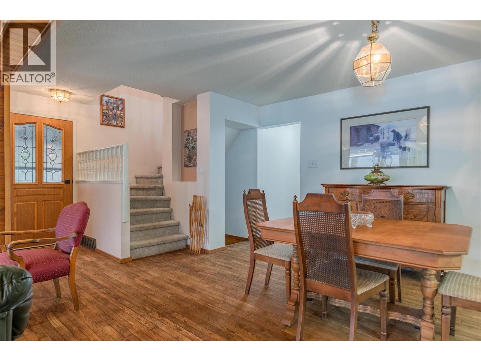 2071 Massie Road, Christina Lake