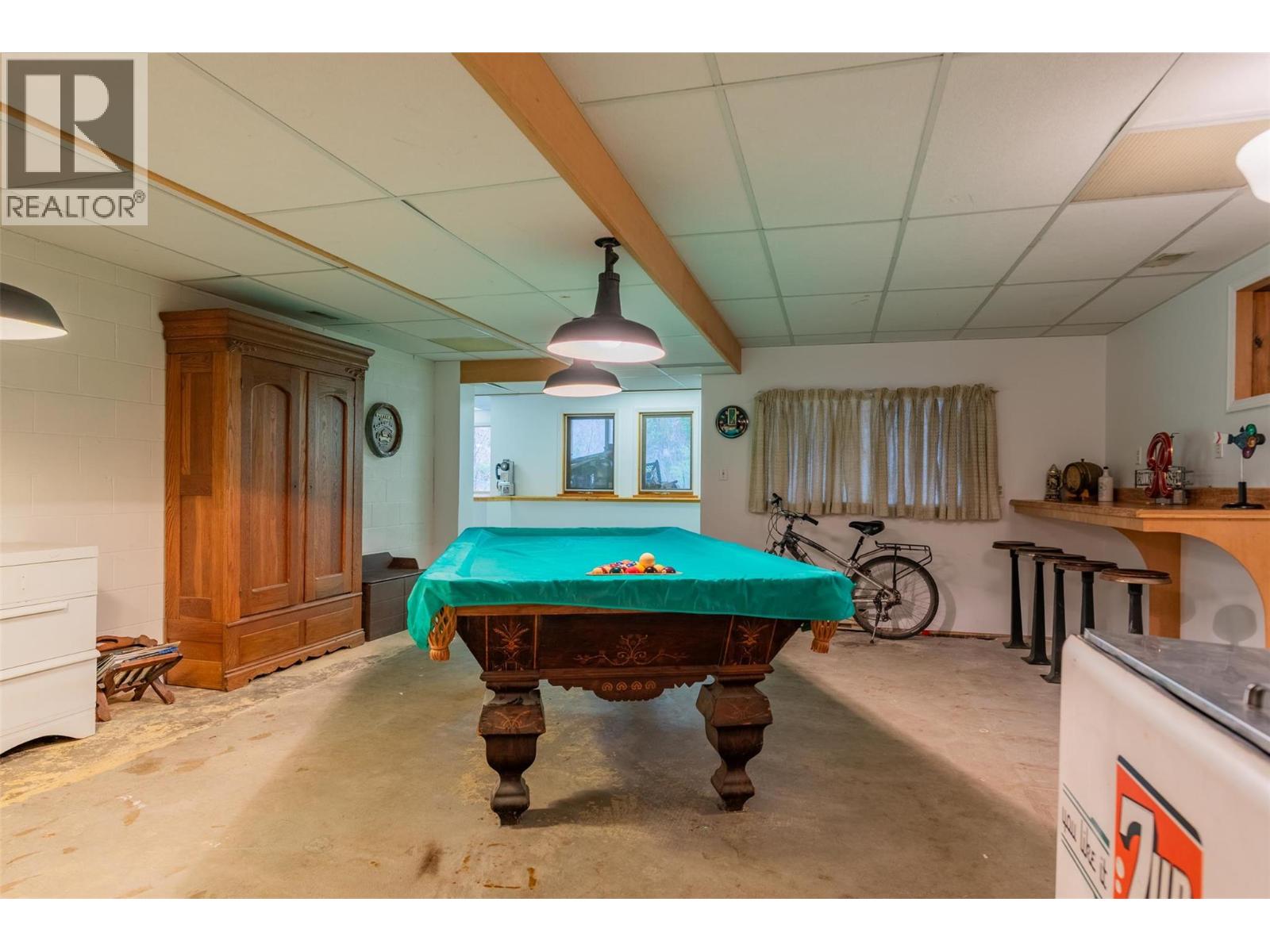 2071 Massie Road, Christina Lake