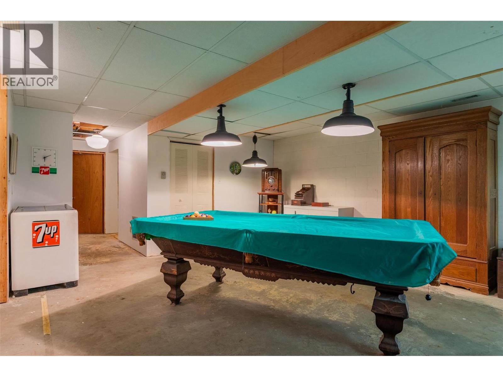 2071 Massie Road, Christina Lake