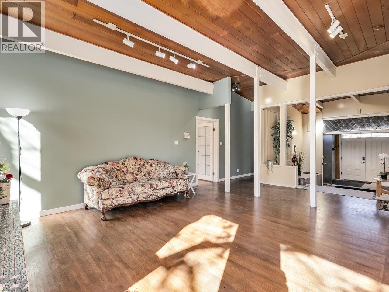 10151 SEACOTE Road, Richmond