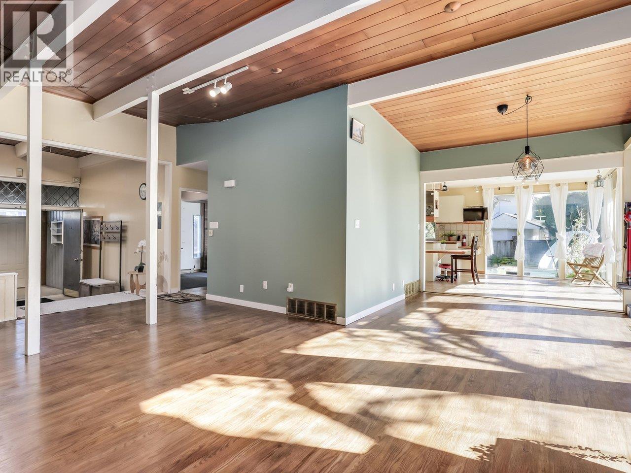 10151 SEACOTE Road, Richmond