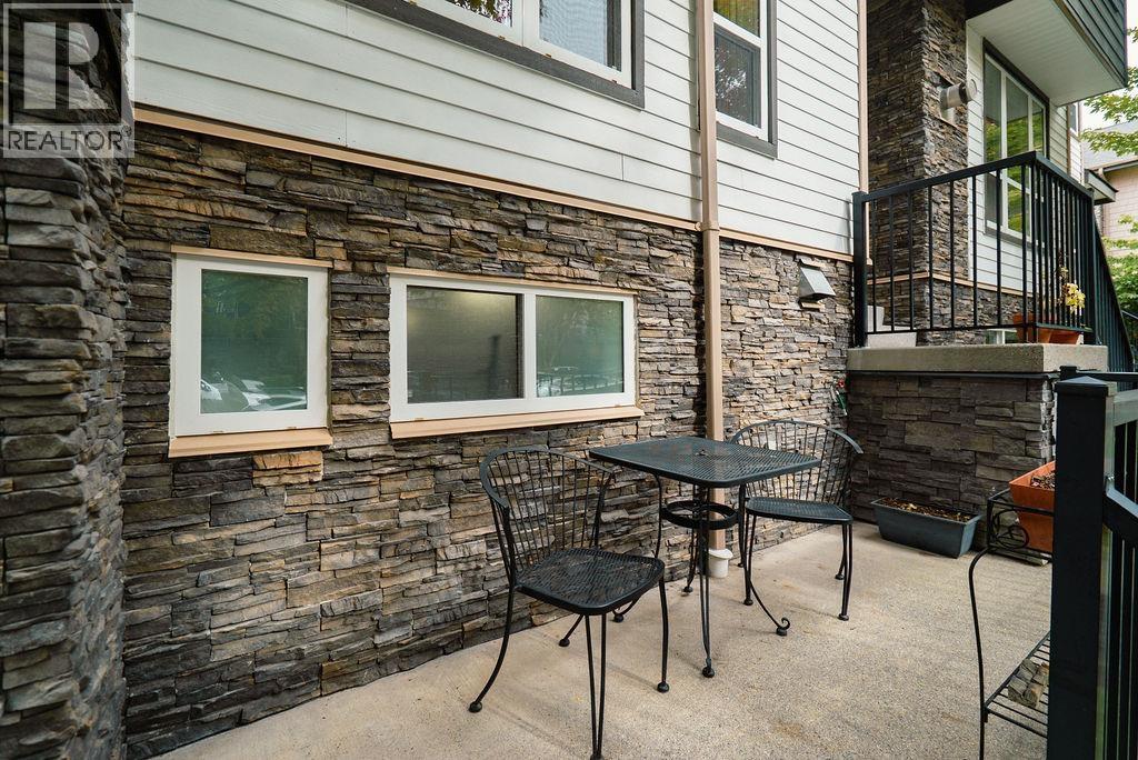 3 1233 MAIN STREET, Squamish