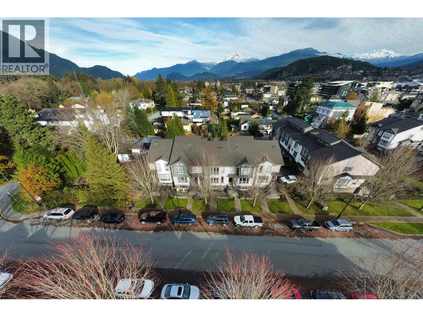 3 1233 MAIN STREET, Squamish