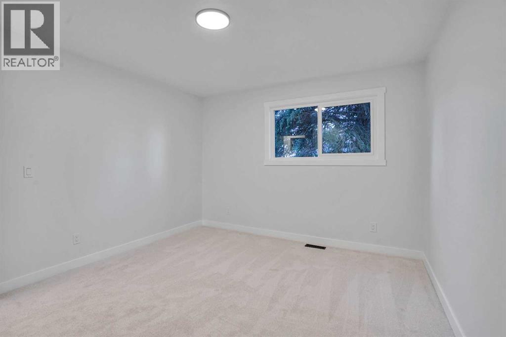 Single Family House 3 Level for Sale in  Allandale Close SE Acadia Calgary 