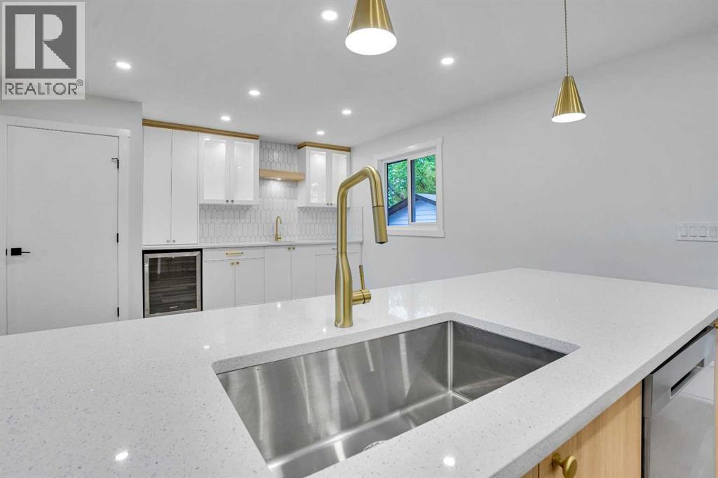 Single Family House 3 Level for Sale in  Allandale Close SE Acadia Calgary 