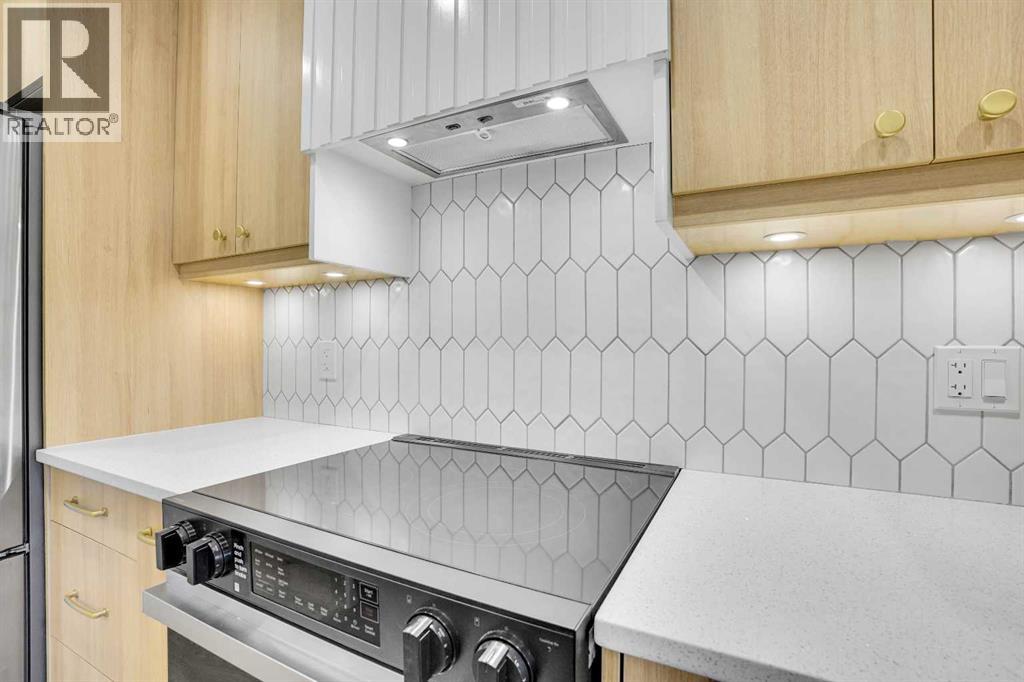 Single Family House 3 Level for Sale in  Allandale Close SE Acadia Calgary 