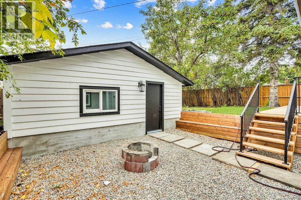 Single Family House 3 Level for Sale in  Allandale Close SE Acadia Calgary 