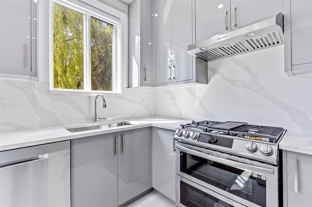 11668 95A Avenue, Delta