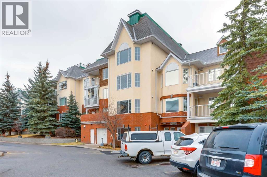 Single Family House for Sale in   Sienna Park Green SW Signal Hill Calgary 