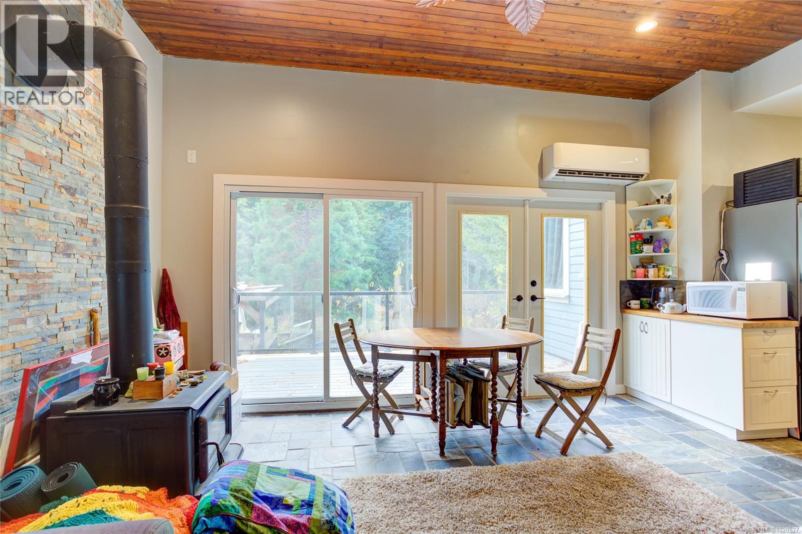 4017 Ross Rd, Nanaimo