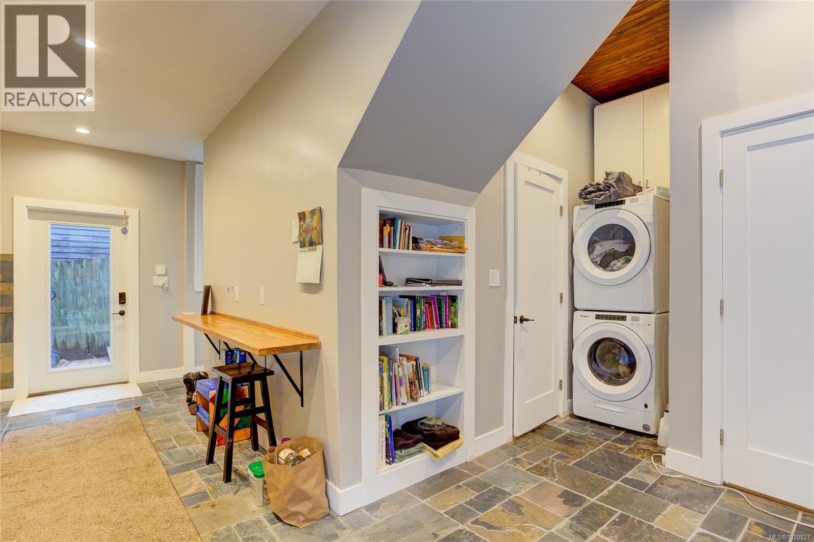 4017 Ross Rd, Nanaimo