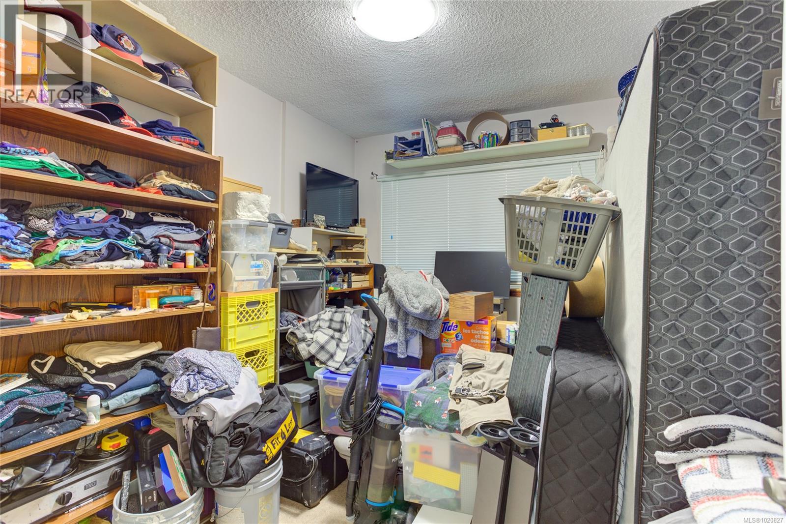 4017 Ross Rd, Nanaimo