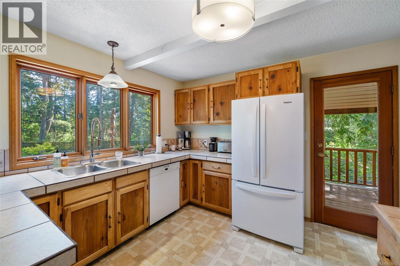 3281 McGuire Way, Nanaimo