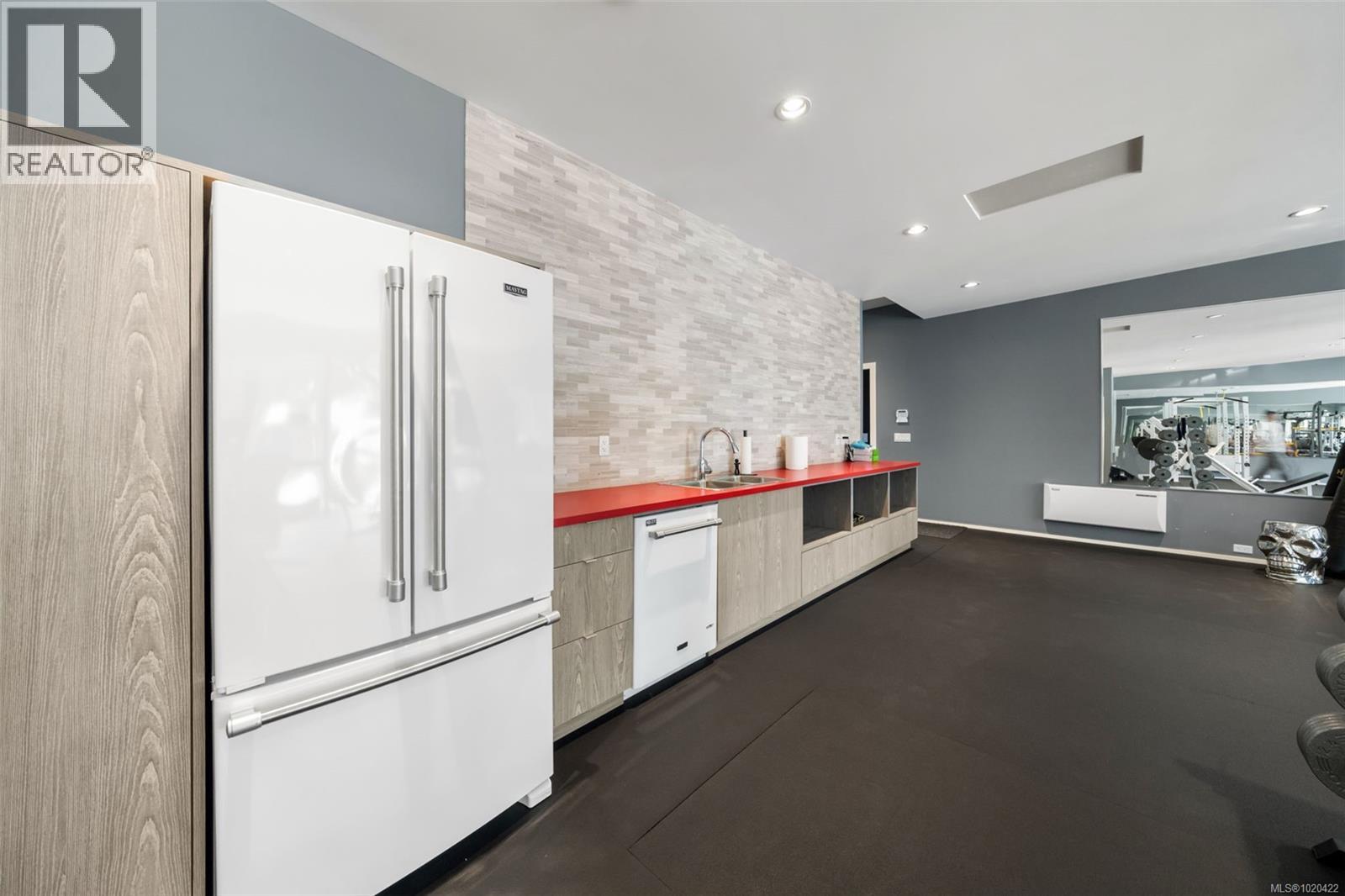 3281 McGuire Way, Nanaimo