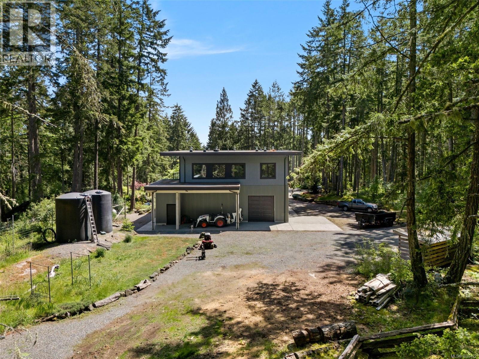 3281 McGuire Way, Nanaimo