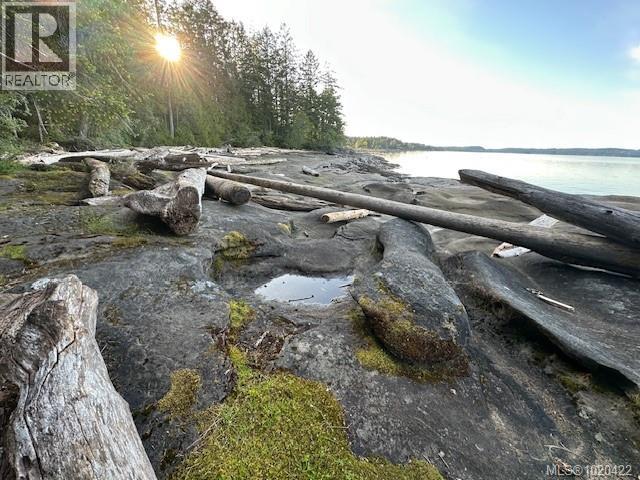 3281 McGuire Way, Nanaimo