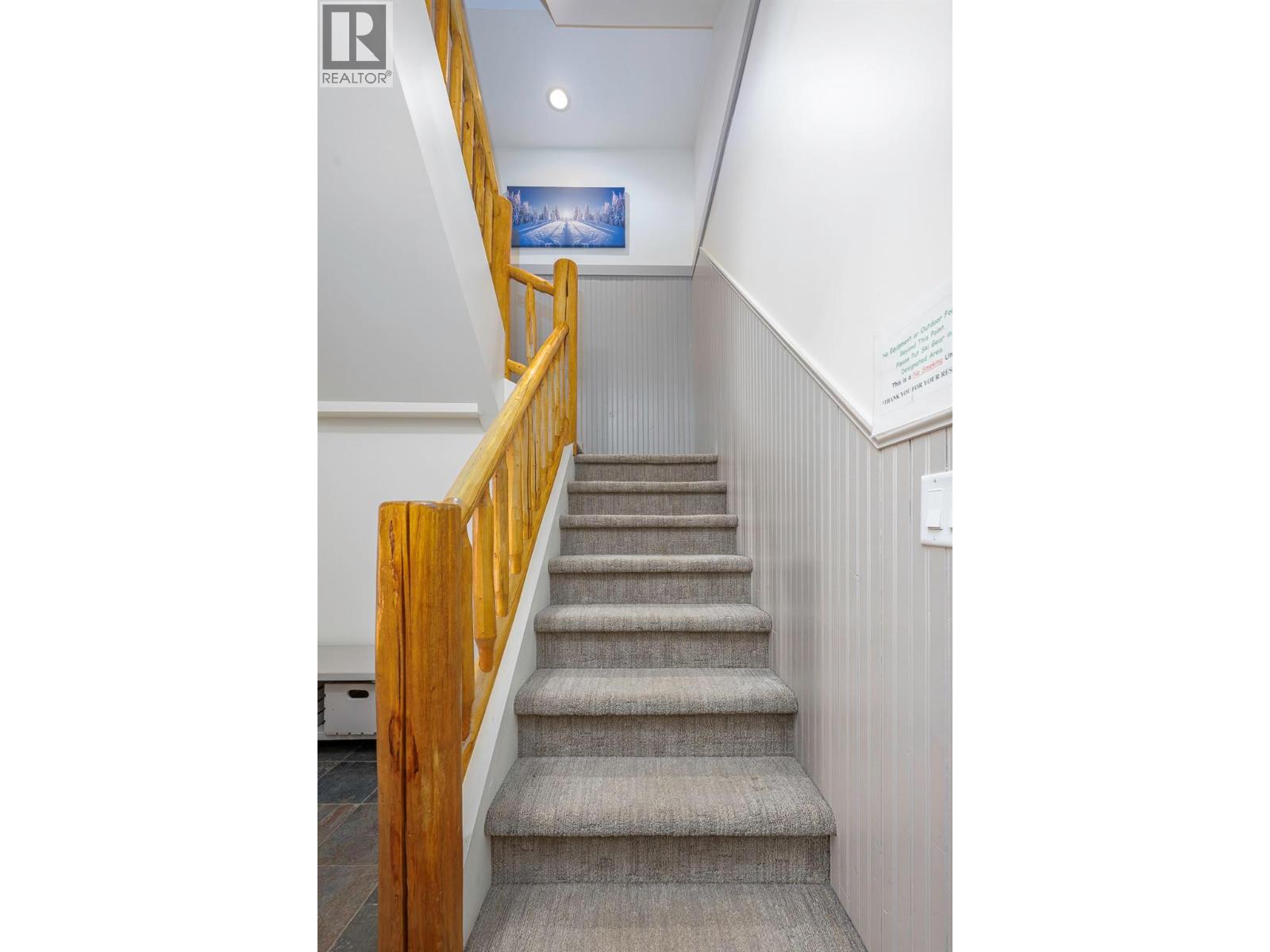 5940 Snowpines Way Unit# 2, Big White