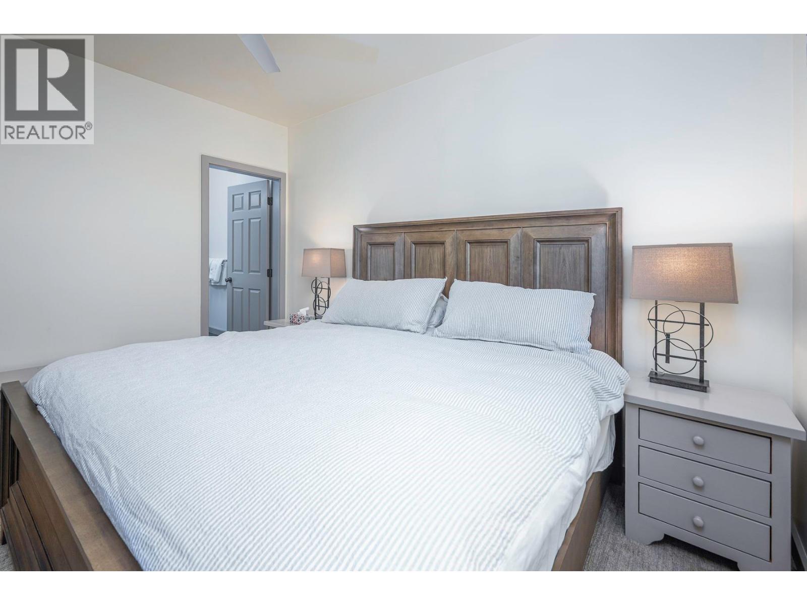 5940 Snowpines Way Unit# 2, Big White