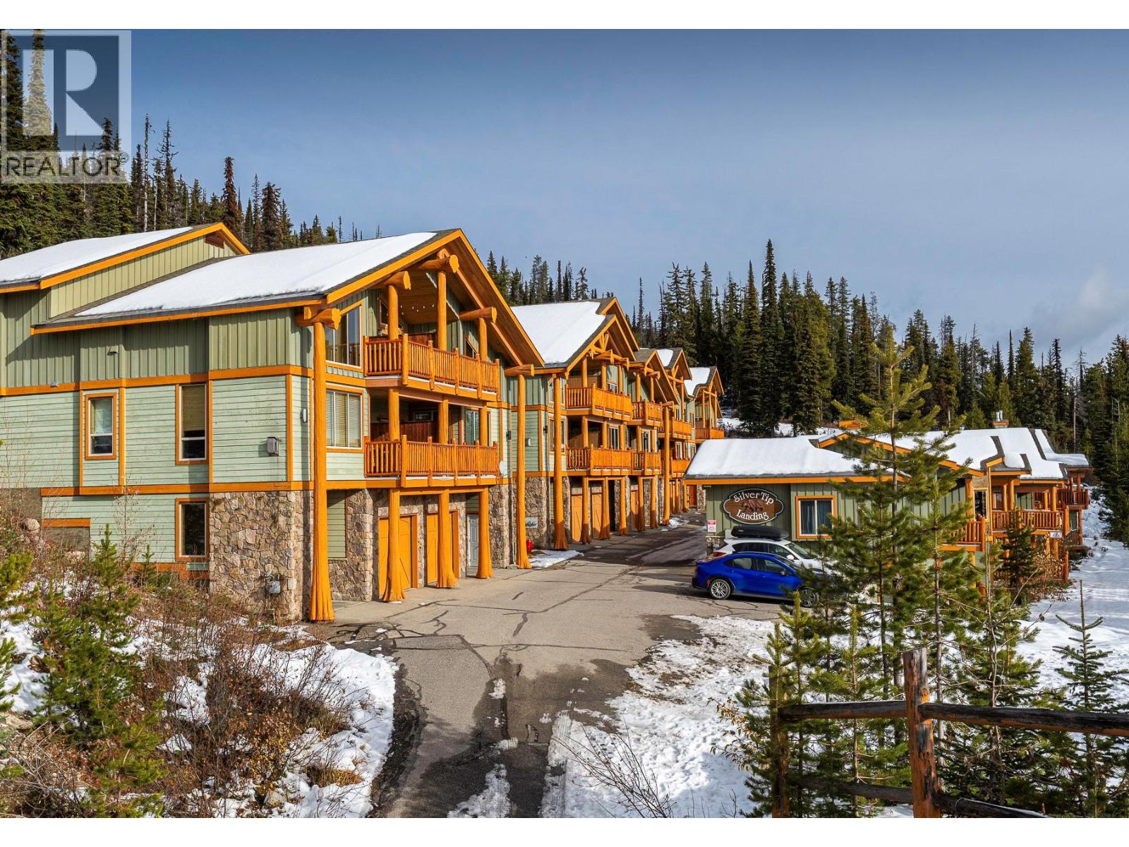 5940 Snowpines Way Unit# 2, Big White