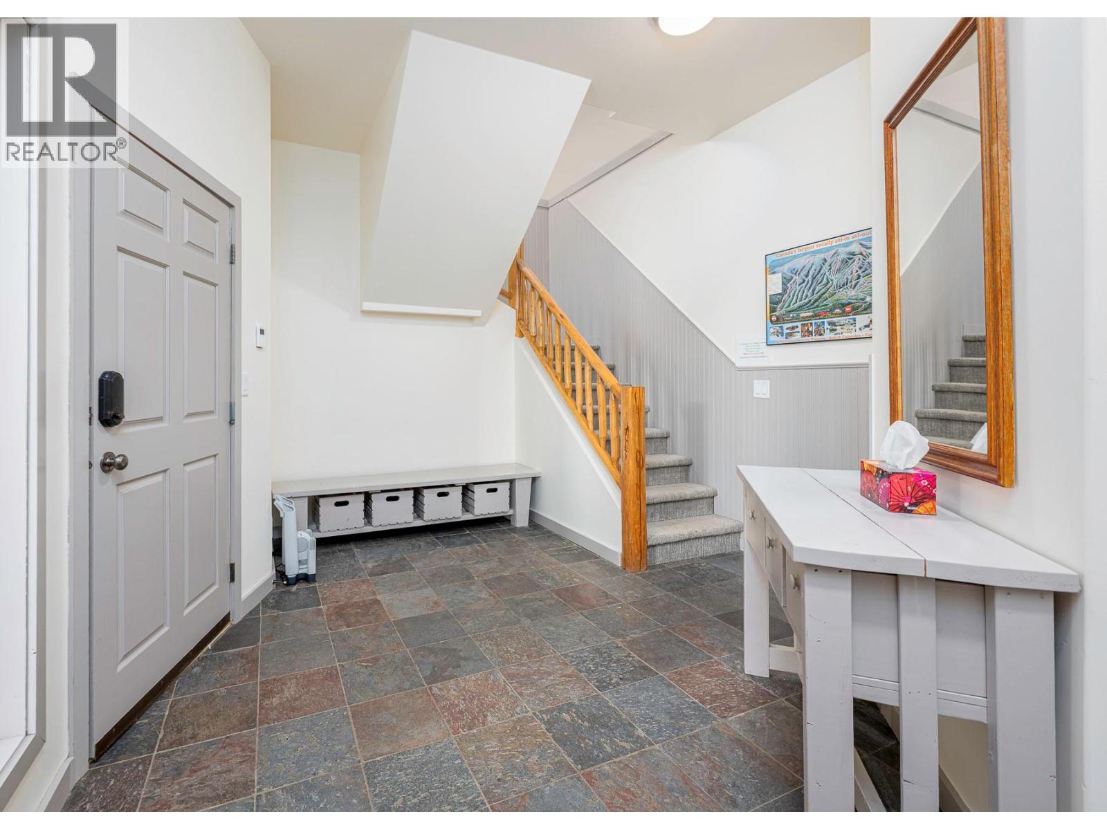 5940 Snowpines Way Unit# 2, Big White