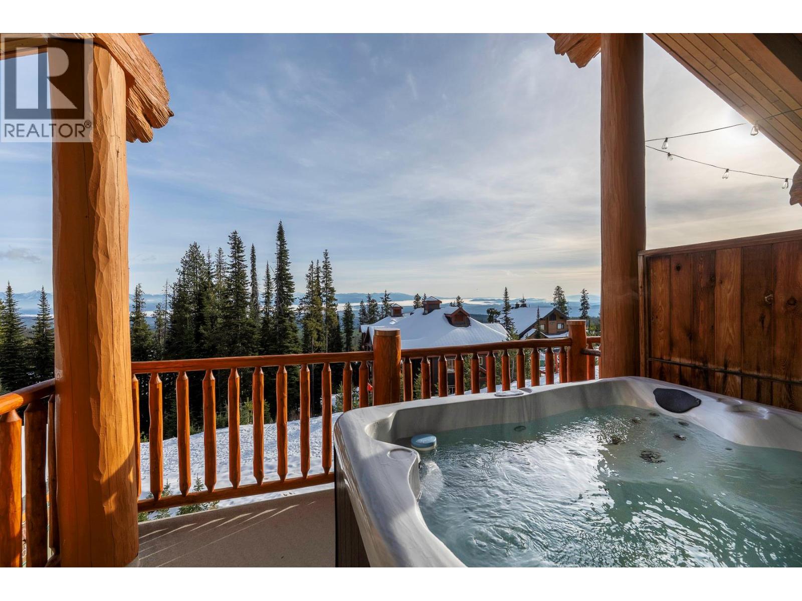 5940 Snowpines Way Unit# 2, Big White