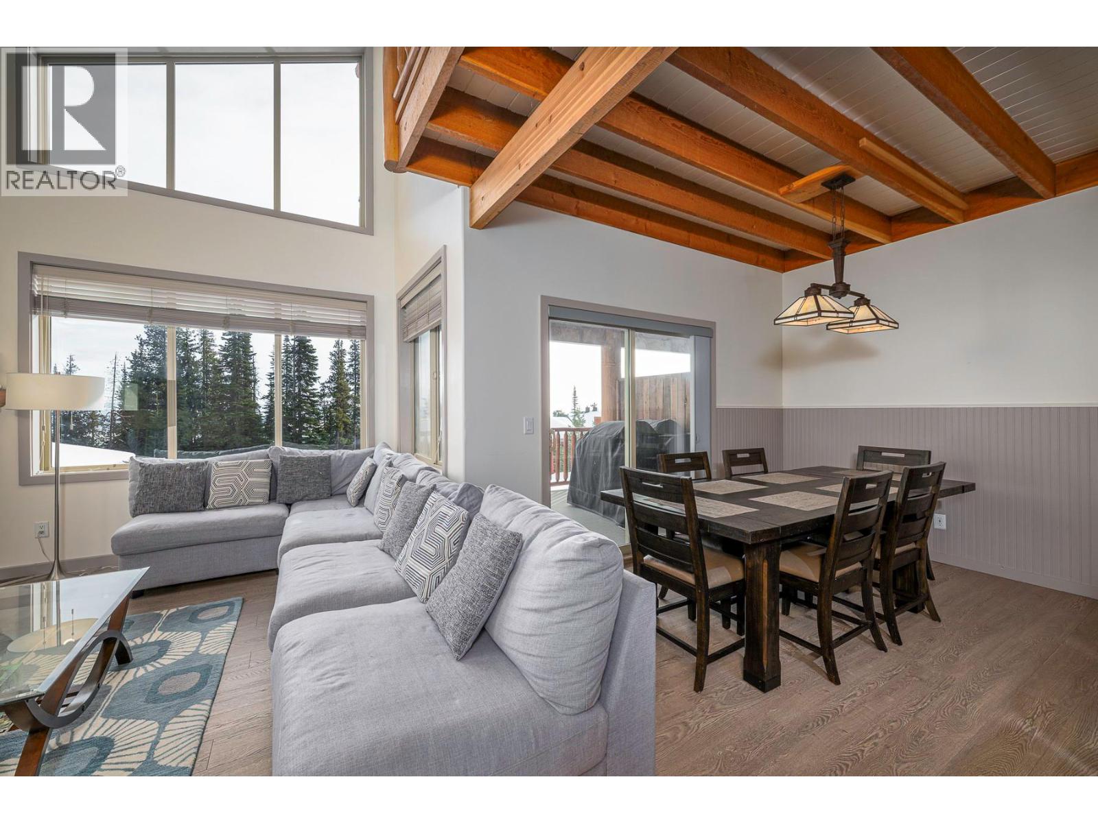 5940 Snowpines Way Unit# 2, Big White