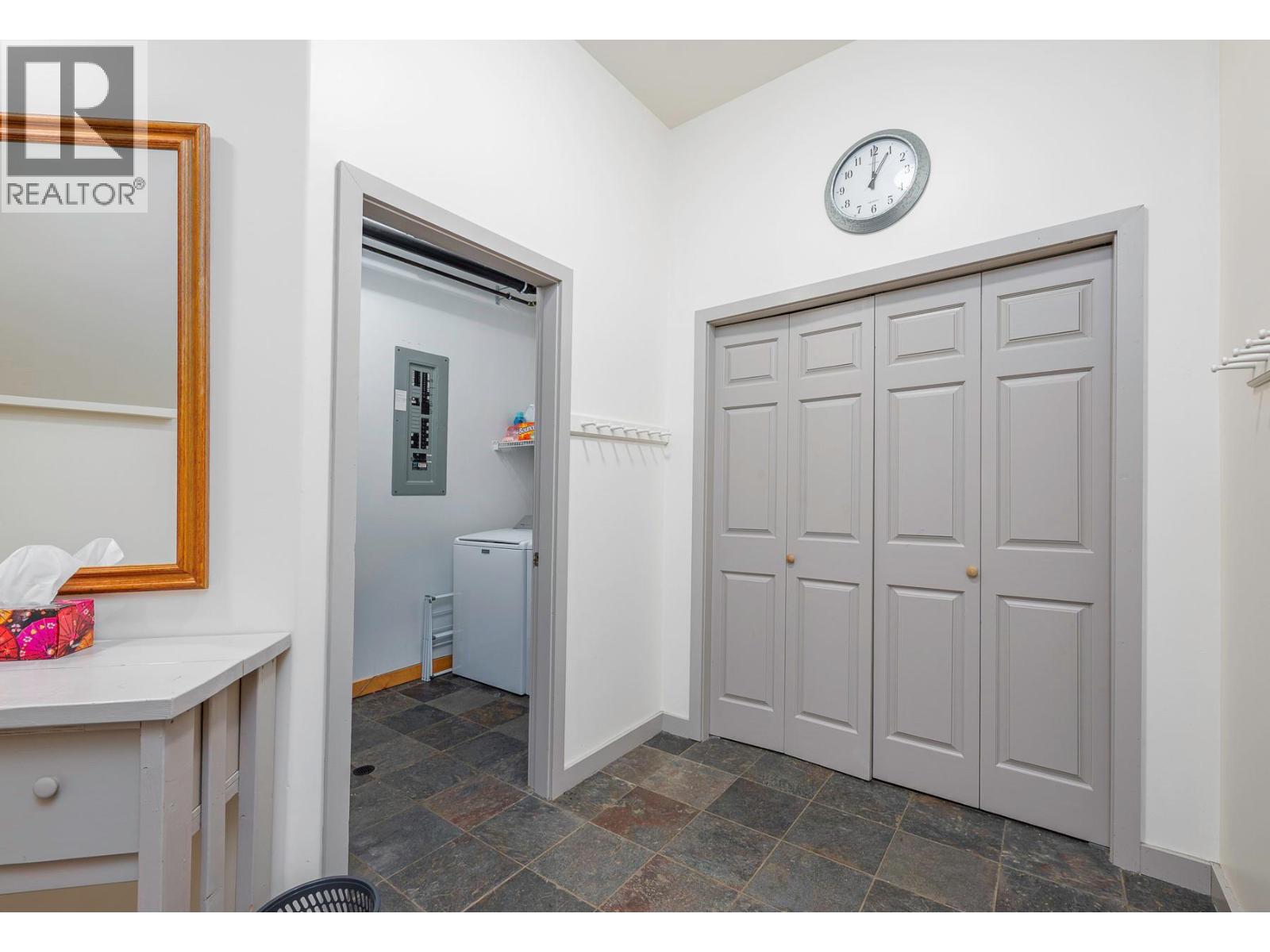 5940 Snowpines Way Unit# 2, Big White