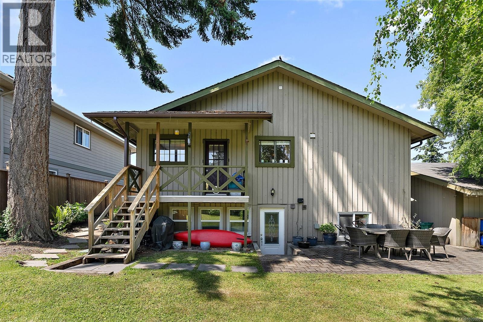 110 Jedburgh Pl, View Royal