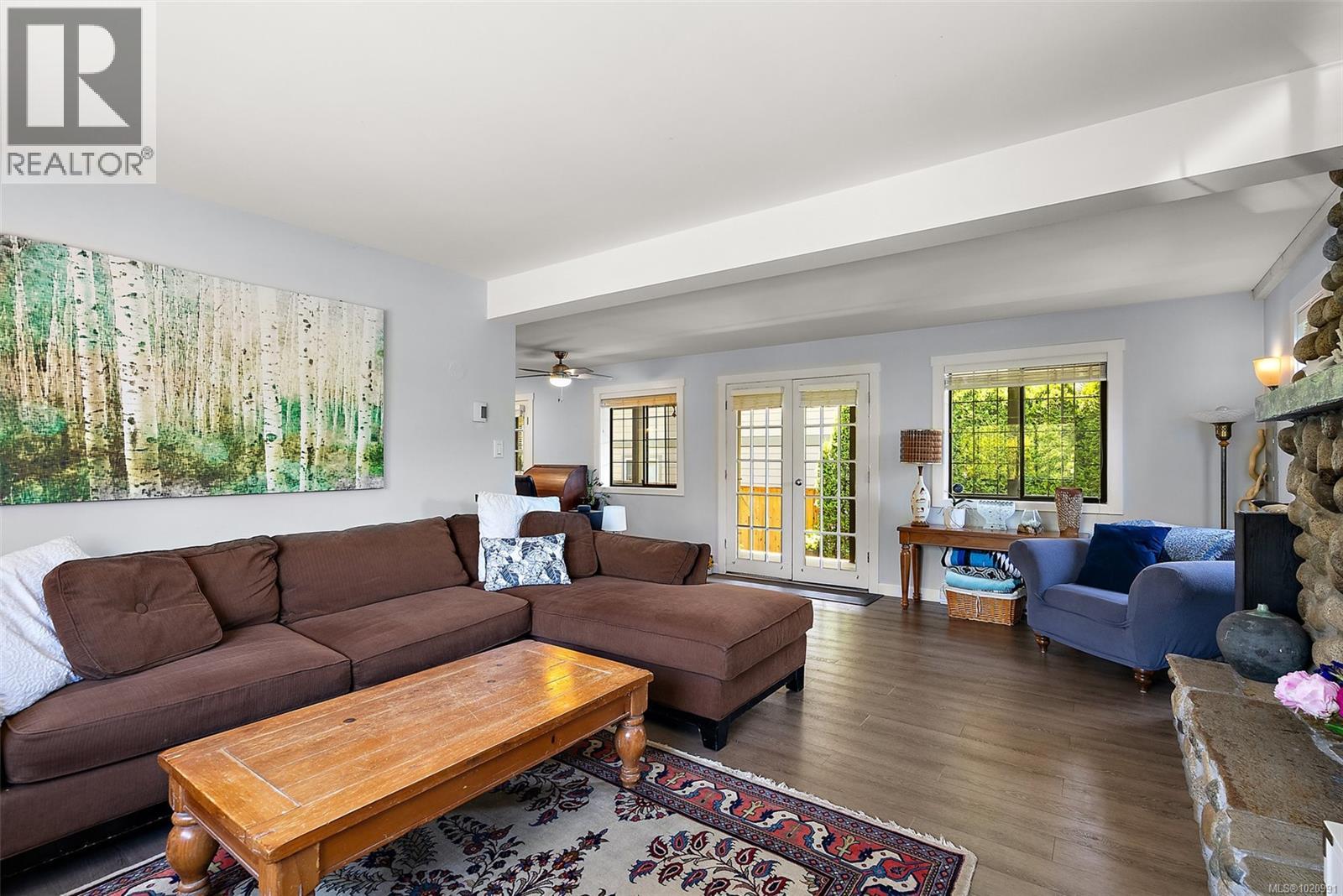 110 Jedburgh Pl, View Royal