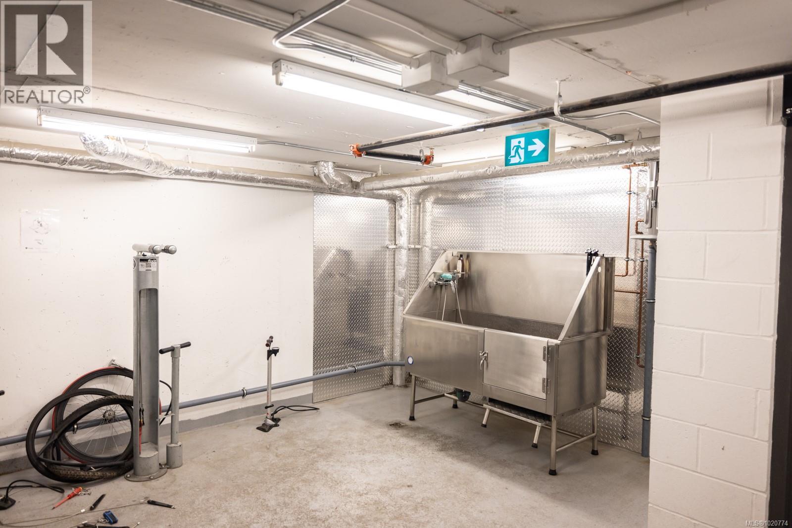 2105 777 Herald St, Victoria