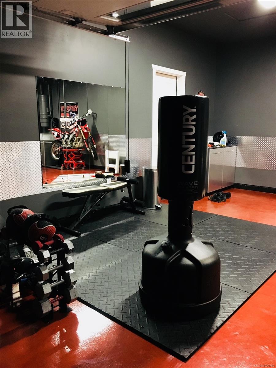 2486 Anthony Pl, Sooke